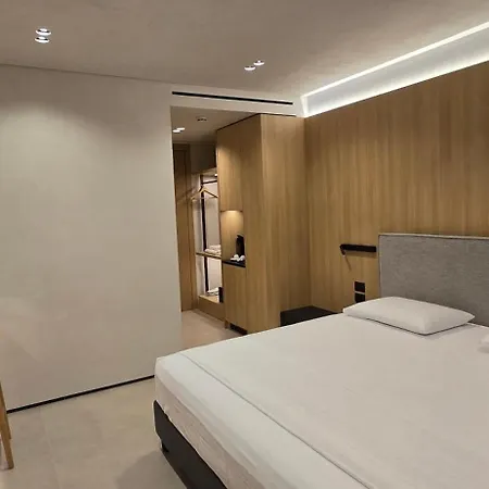 Lion Gate Otel Saranda